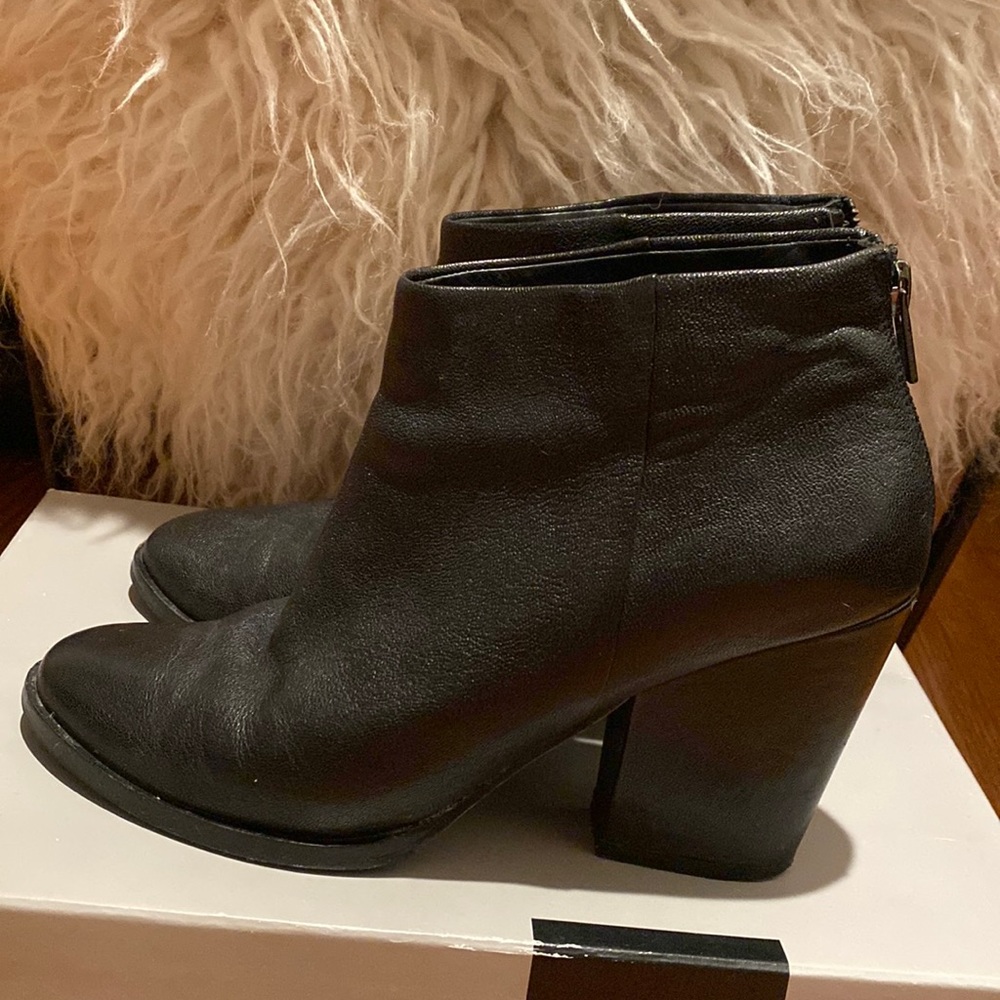 Cole Haan Dey booties Grand OS Ankle boots Size 6b Black